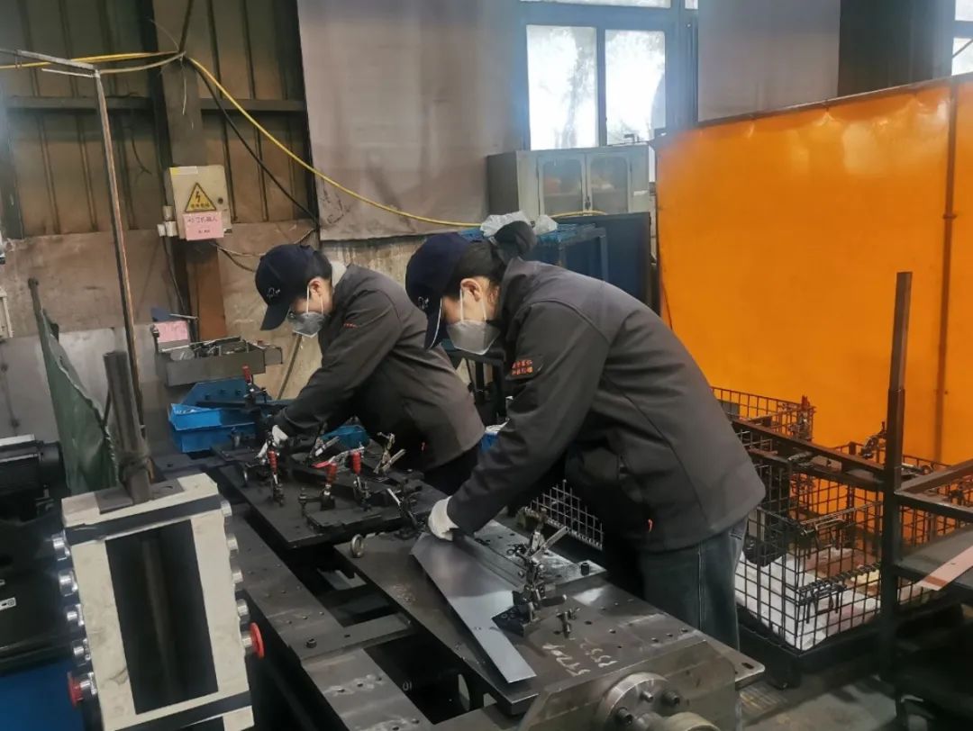 640(2)-3c246ee8e32c4a9c94f58bc9c9ca5f35