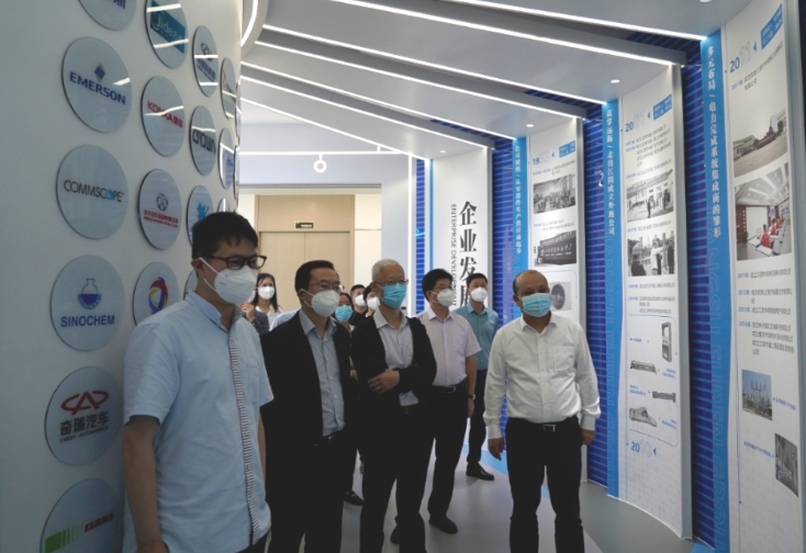 d2e75a015dc4af7d4a9b025c46ca8ea-10593688593